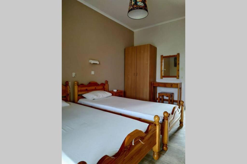 Rose Garden Villa Melíkia Dış mekan fotoğraf