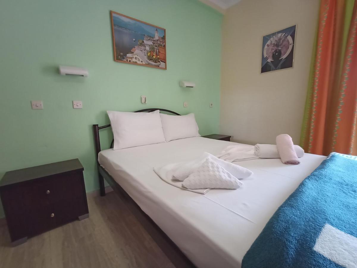 Rose Garden Villa Melíkia Dış mekan fotoğraf